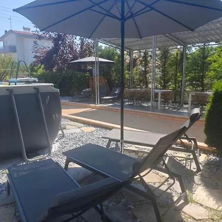Mulberry Apartman Dioniszíu-part